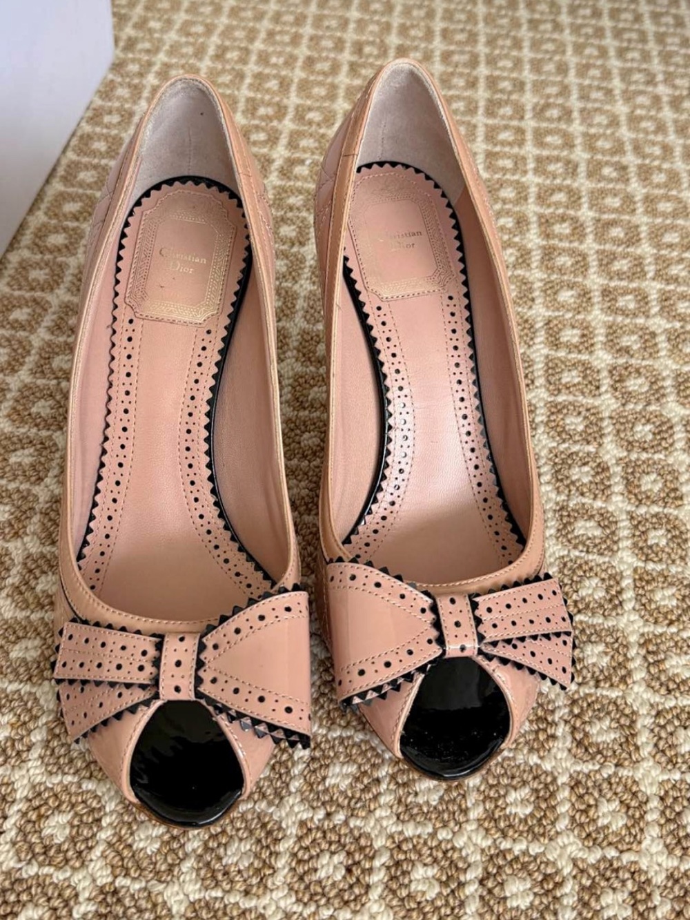 Christian Dior Patent Leather Quilted Heels Cannage Peep Toe 37.5 like New pumps - Picture 2 of 13
